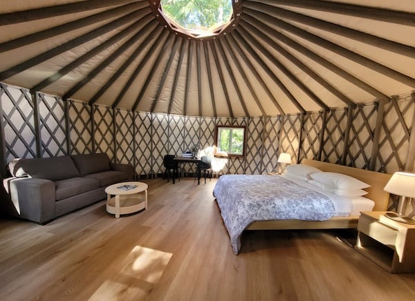 Yurt picture 3
