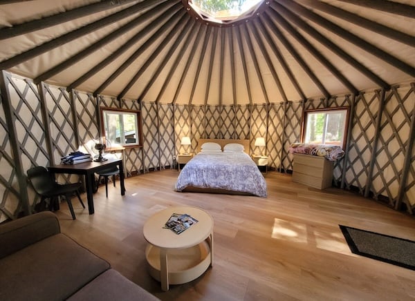 Yurt picture 4
