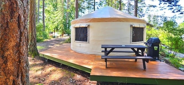 Yurt picture 1